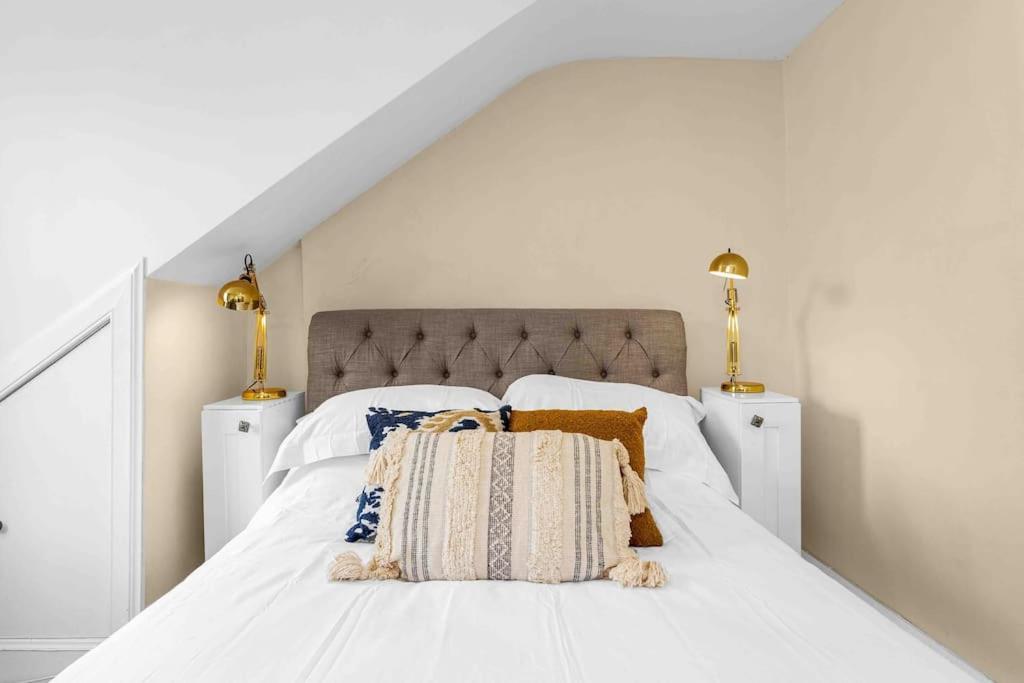 Stylish 1 Bedroom Apartment EDI Buitenkant foto